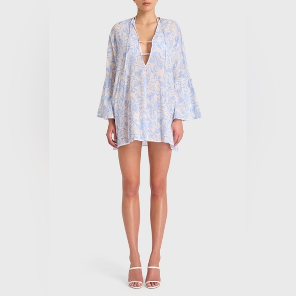 Amanda Uprichard Other - NWT Amanda Uprichard Blue & White Idris Floral Cover-Up Dress - One Size